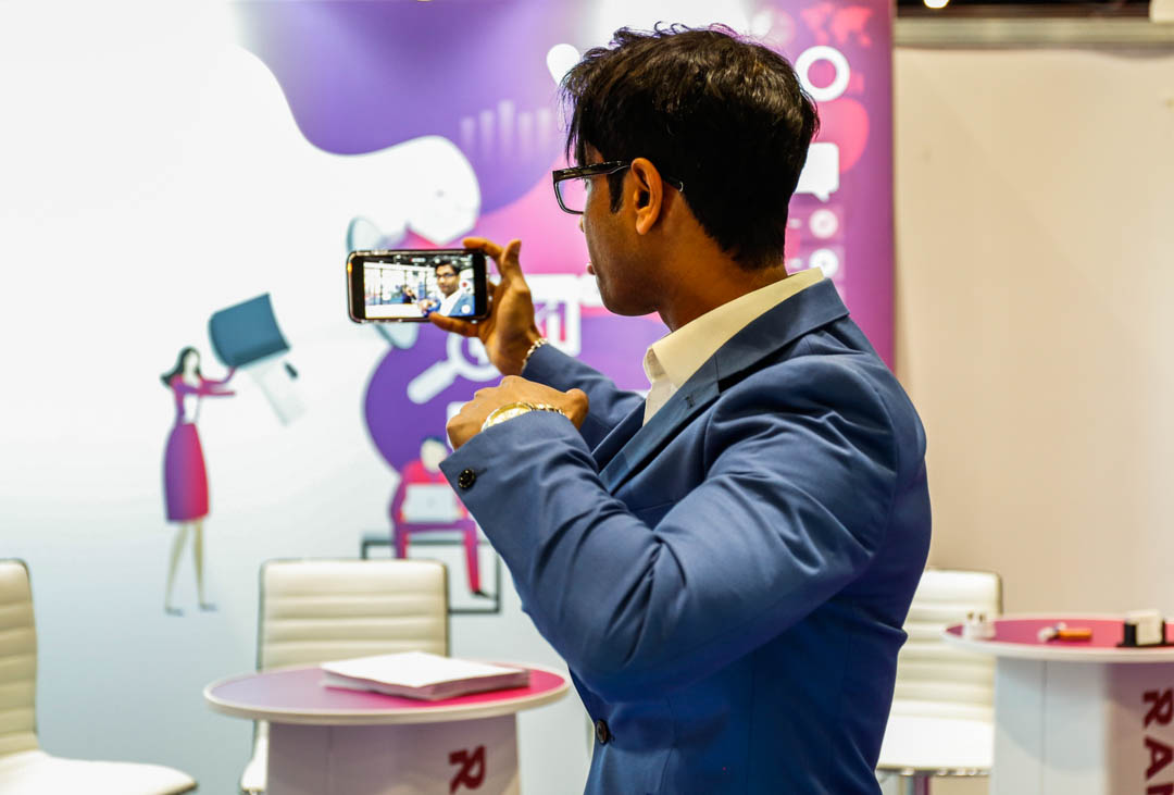 Fernando-from-ClickDo-Ltd.-taking-photos-at-the-B2B-Marketing-Expo-2019