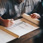 benefits of hiring a commercial construction