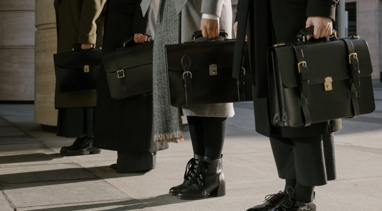 Why Businessmen Should Invest In Leather Business Briefcases