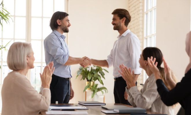 How to Do Employee Recognition Right