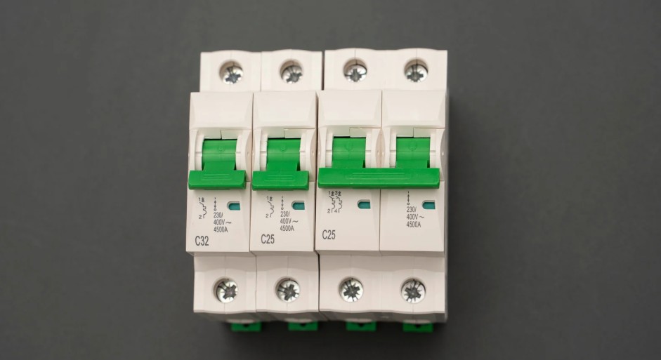 How to Choose the Right Circuit Breaker for Your Electrical Project