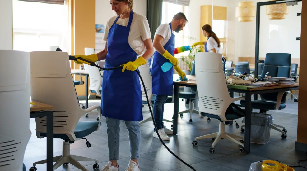 office cleaning services in canary wharf